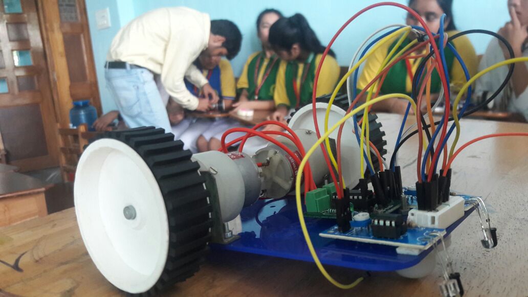 Workshop on An introduction to Robotic Technology